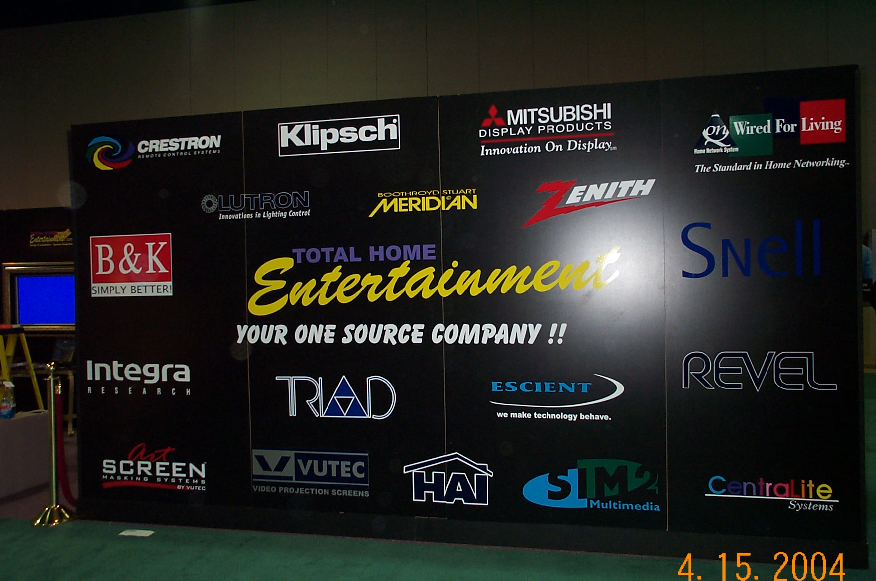 Cumming Signs Gallery Lettering and Banners